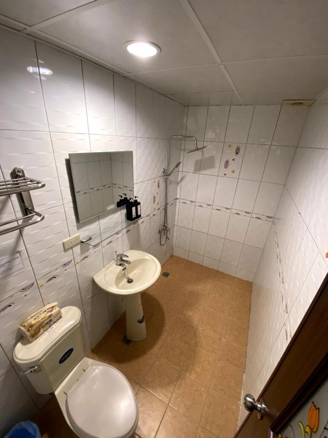 For Alice Hostel Хенгчун Экстерьер фото