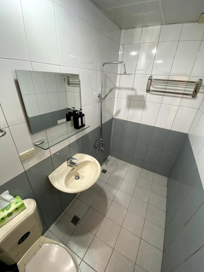 For Alice Hostel Хенгчун Экстерьер фото